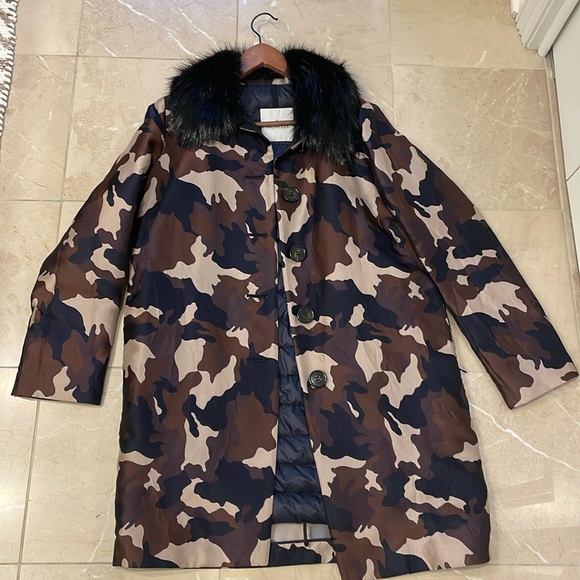 Moncler Jackets & Blazers - Moncler coat w detachab fur collar.